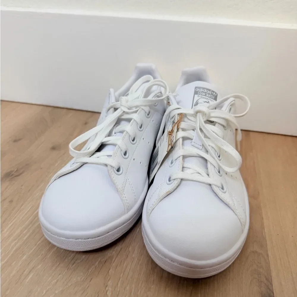 NWT ✨ ADIDAS X Stan Smith Iridescent White Sneakers Womens 5, Kid 3.5/4
